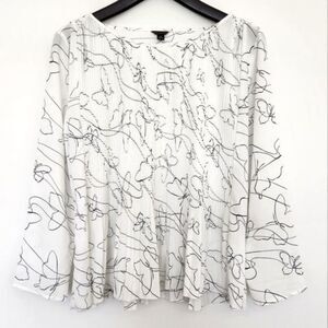 NWOT Ann Taylor Abstract Butterly Pleated‎ Long-Sleeve Blouse